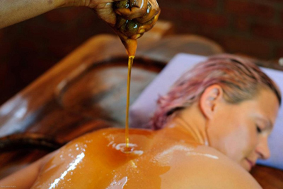 Pizhichil Ayurvedic Oil Therapy